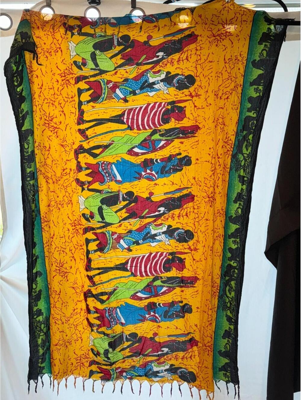 Vibrant colors - Shawl / Scarf / Wrap - lions trees 40 X 54 inches - pre-owned